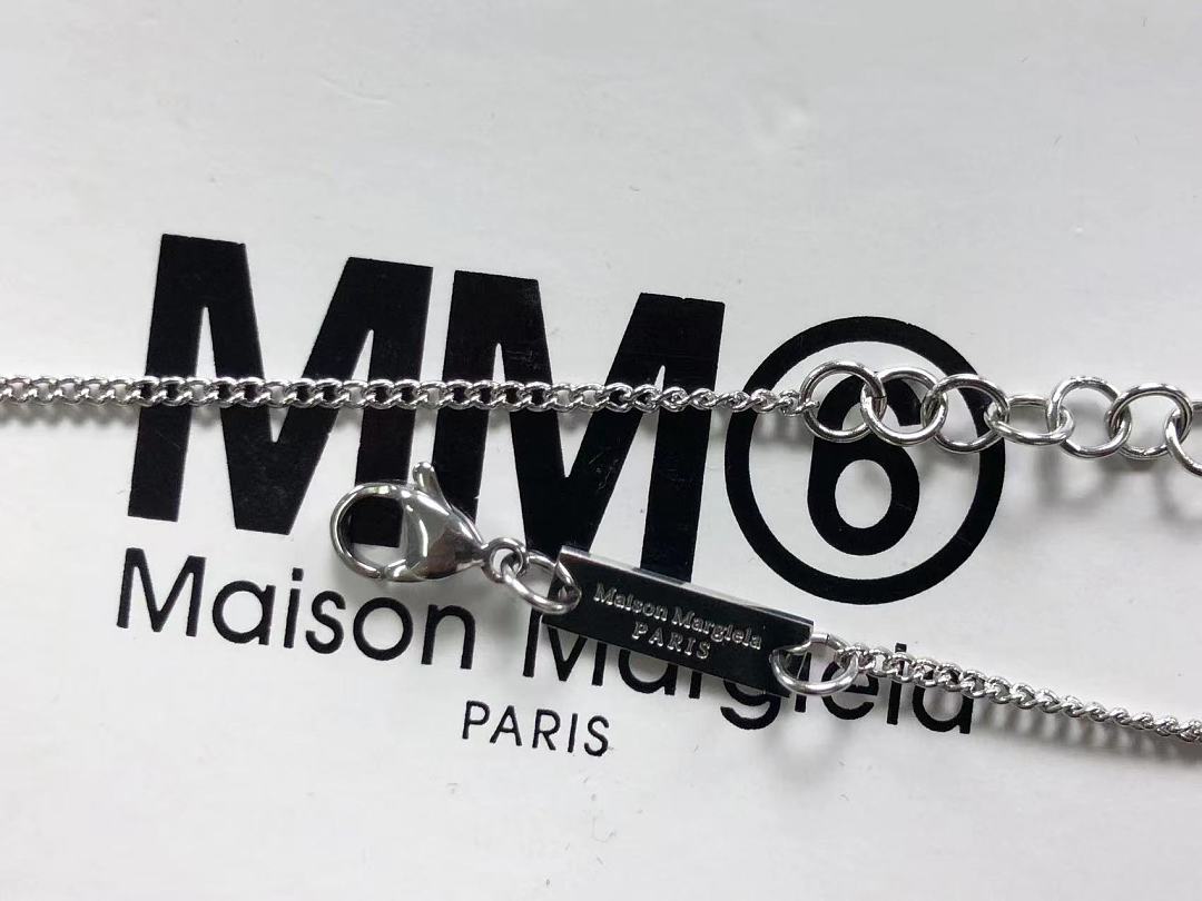 On Running 128 MAISON MARGIELA - Image 10