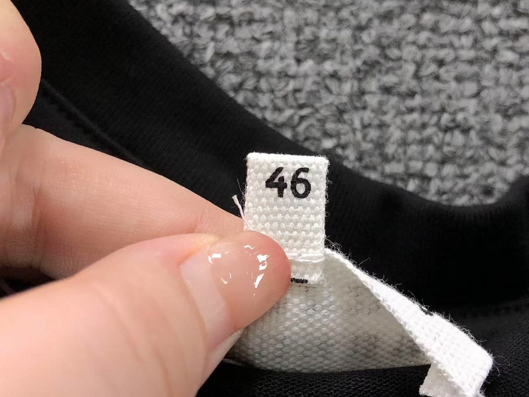 On Running 78 MAISON MARGIELA T-SHIRT 4107052686 (Im 170Cm 60Kg I Wear Size 46 In The Phot) - Image 20