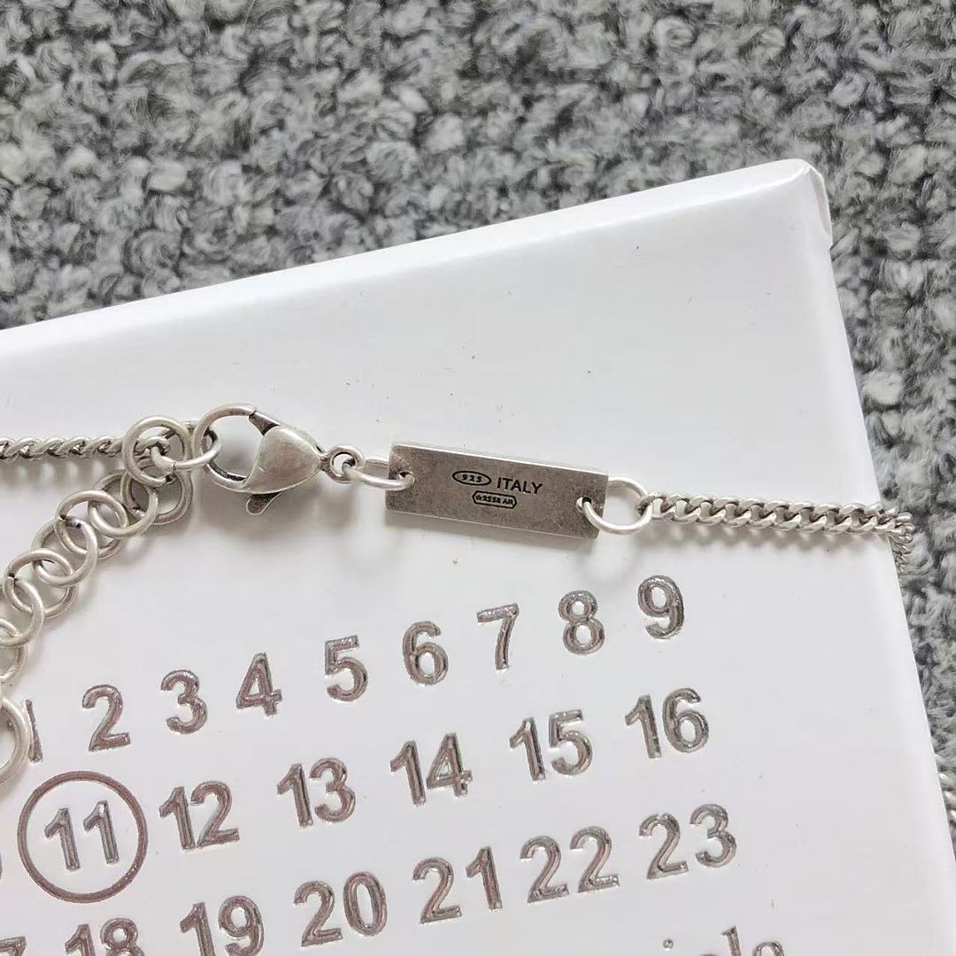 On Running 145 MAISON MARGIELA - Image 12