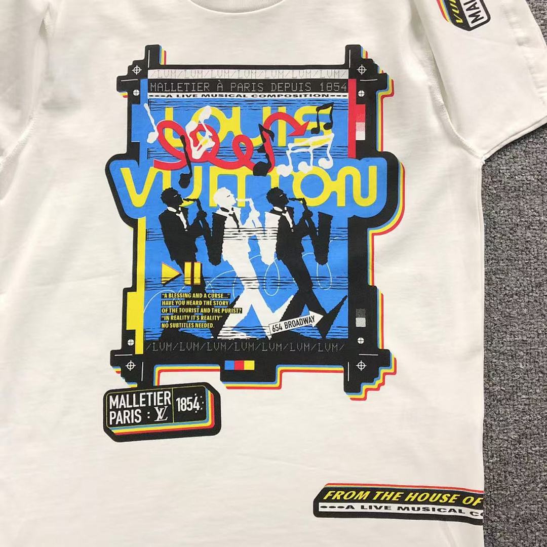 Louis Vuitton 108 L⭐ T-SHIRT 41062606126 (Im 170Cm 60Kg I Wear Size XS In The Phot) - Image 13