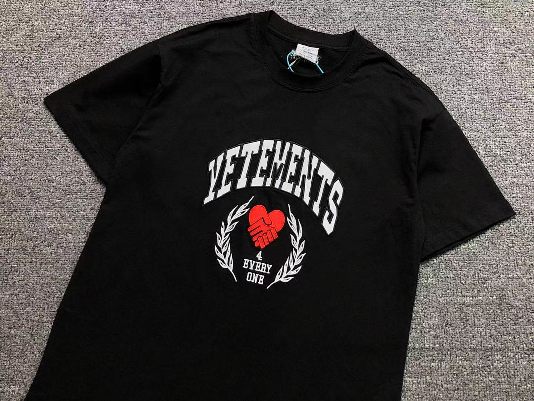 Vetements 88 VETEMENTS T-SHIRT 482326145 (Im 170Cm 60Kg I Wear Size S In The Phot) - Image 9