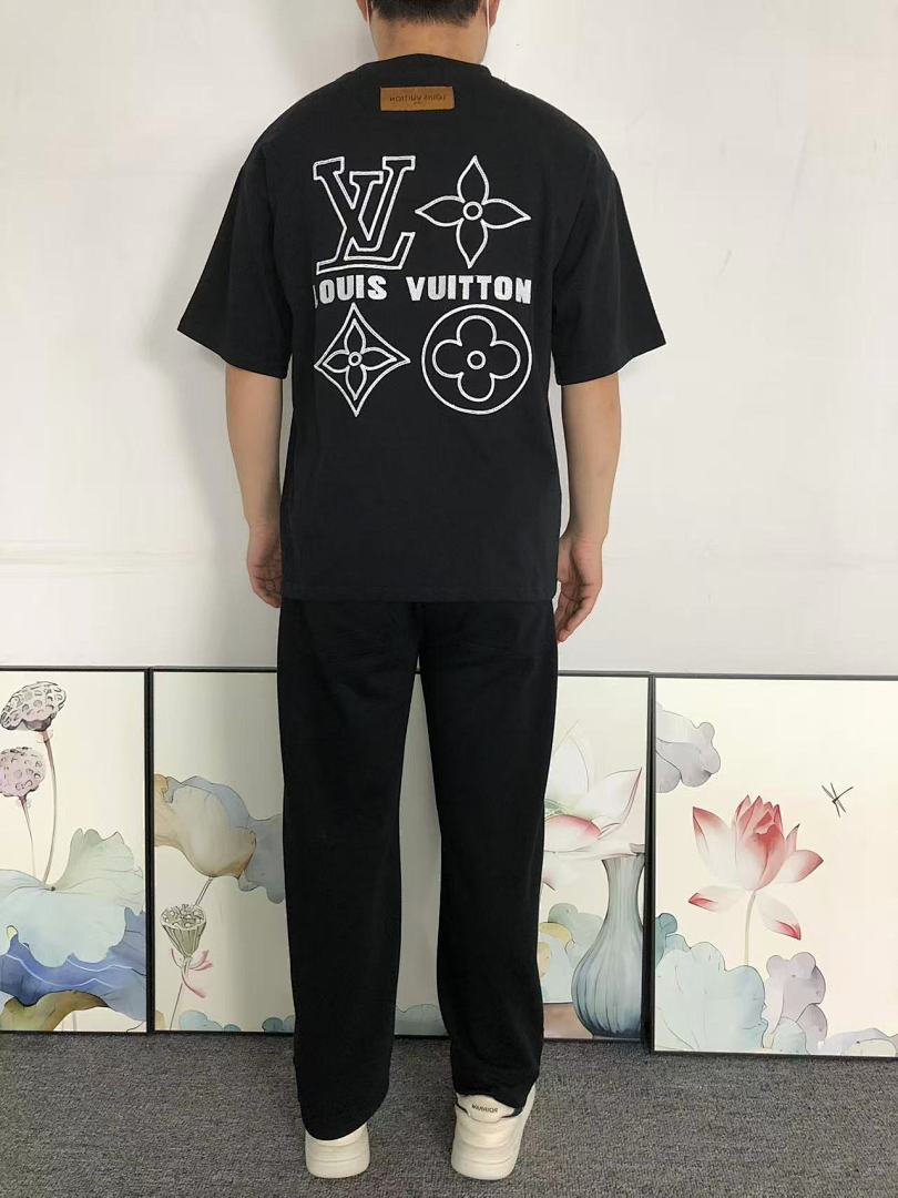 Louis Vuitton 118 L⭐ T-SHIRT 12482960 (Im 170Cm 60Kg I Wear Size S In The Phot) - Image 4