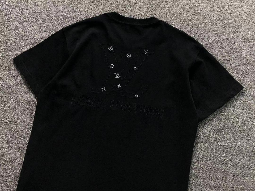 Louis Vuitton 125 L⭐ T-SHIRT 2208033115 (Im 170Cm 60Kg I Wear Size S In The Phot) - Image 15