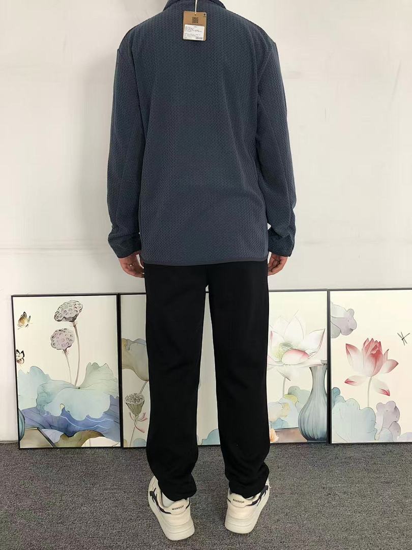 On Running 225 PATAGONIA FLEECE JACKET 2110300904 (Im 170Cm 60Kg I Wear Size L In The Phot) - Image 5