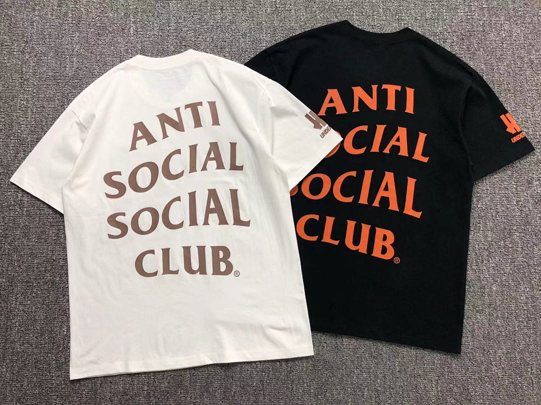 Christian Louboutin 85 ANTI SOCIAL CLUB X UNDEFEATED T-SHIRT - Image 3
