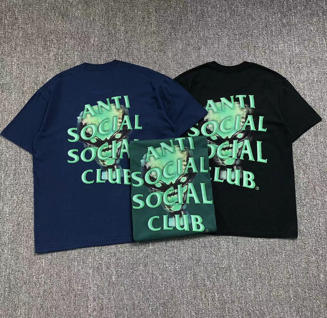 Christian Louboutin 85 ANTI SOCIAL CLUB T-SHIRT