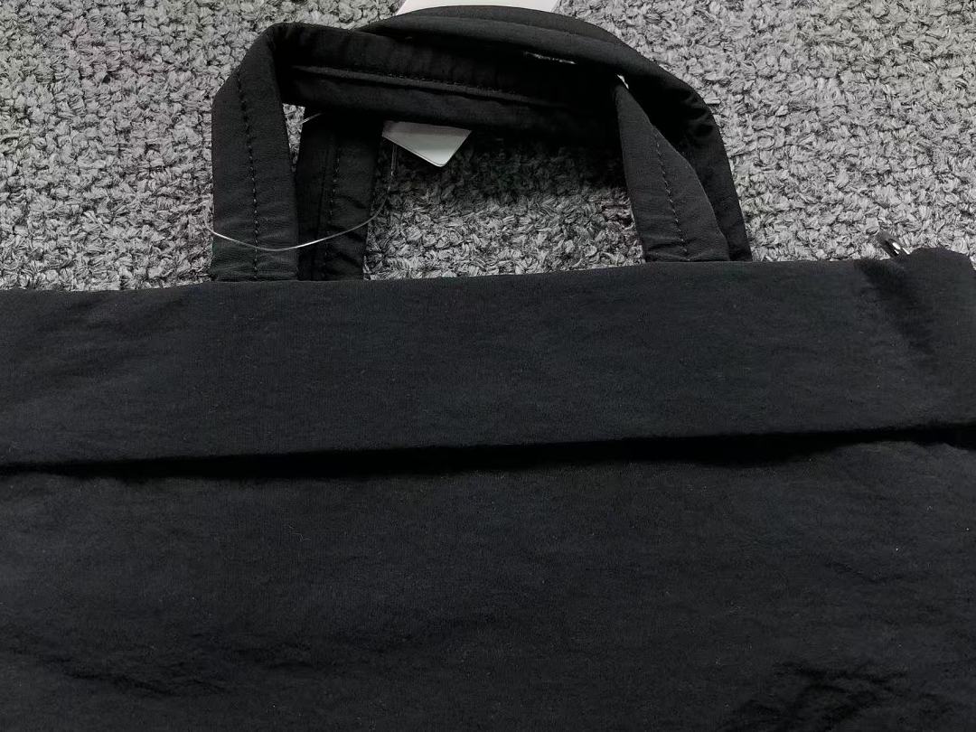On Running 158 LULULEMON BAG 4207030977 (Long 26CM* Wide 11CM* High 19CM) - Image 31
