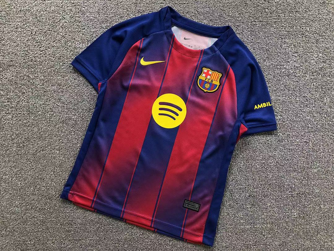Chanel 75 FOOTBALL CHILD SHORTS T-SHIRT - Image 7