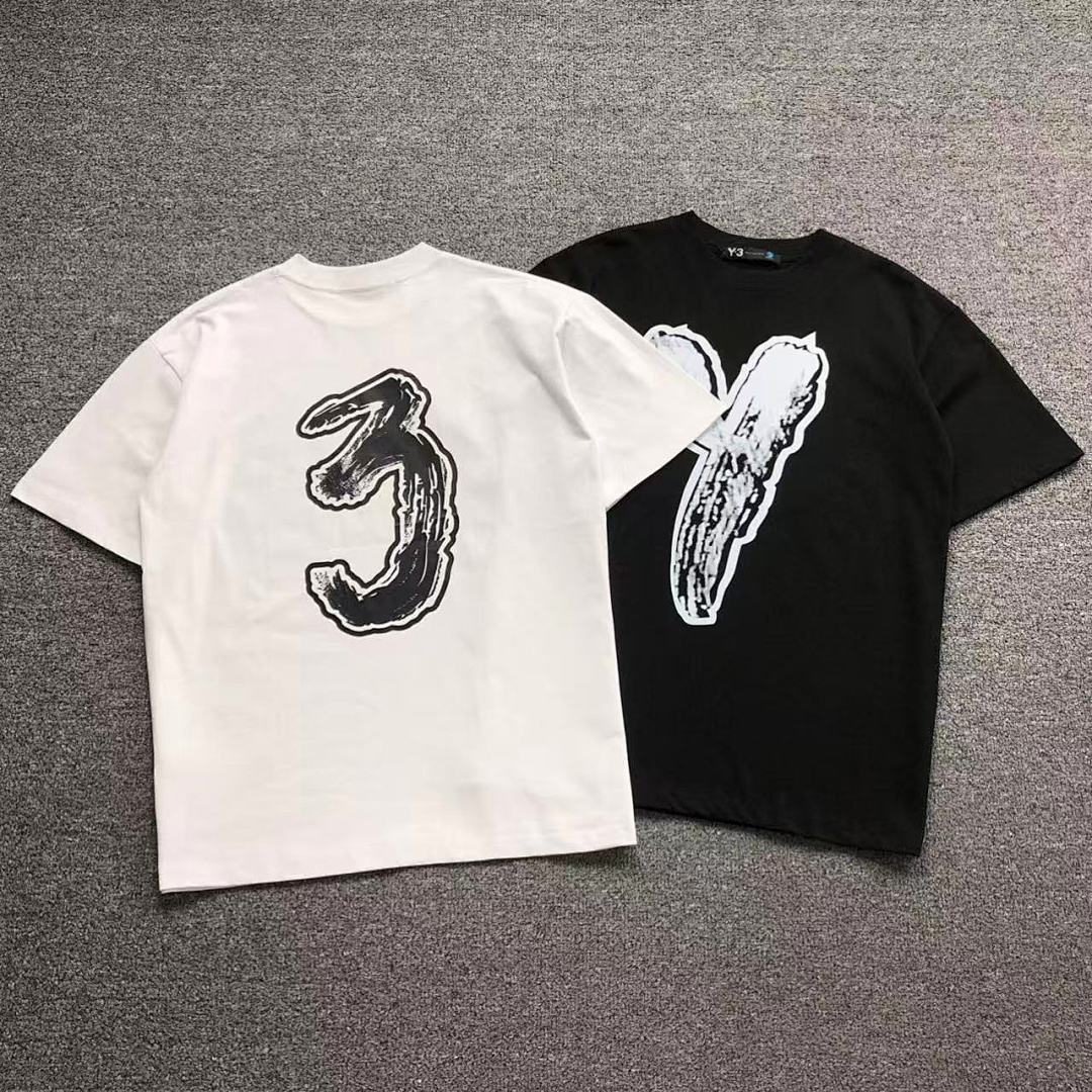 Y-3 98 Y-3 T-SHIRT 22031026001 (Im 170Cm 60Kg I Wear Size M In The Phot)