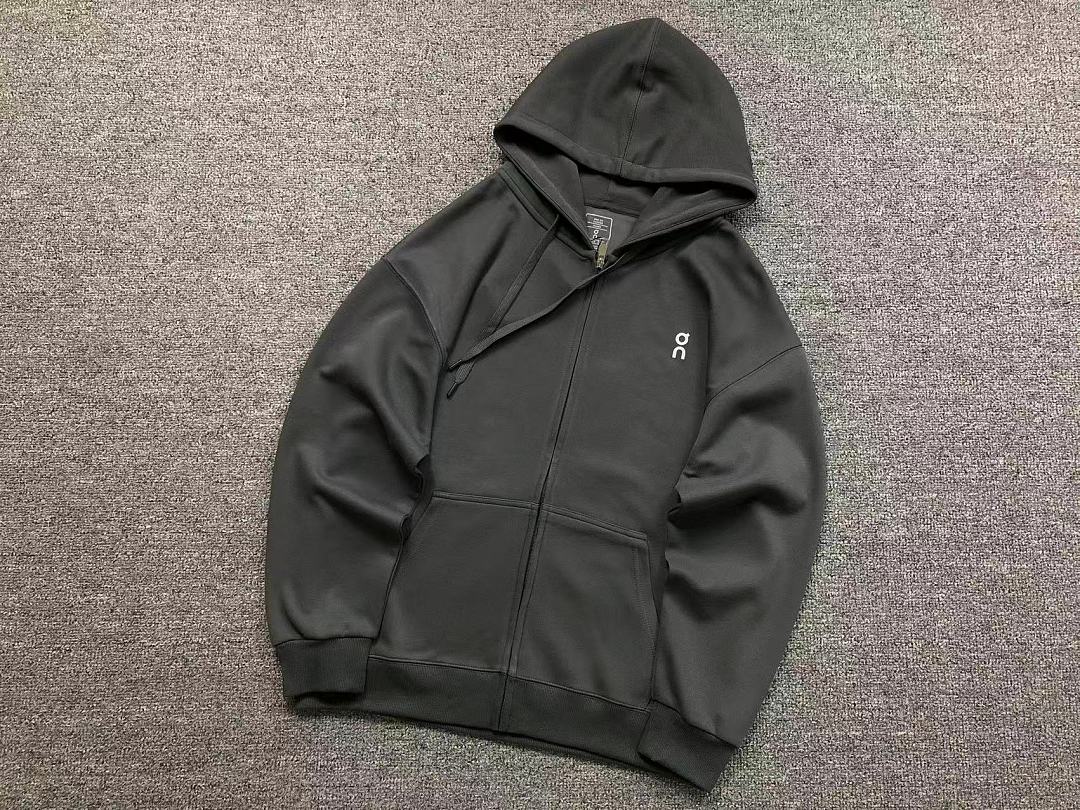 On Running 188 ON HOODIE 2207310404 (Im 170Cm 60Kg I Wear Size XL In The Phot) - Image 12