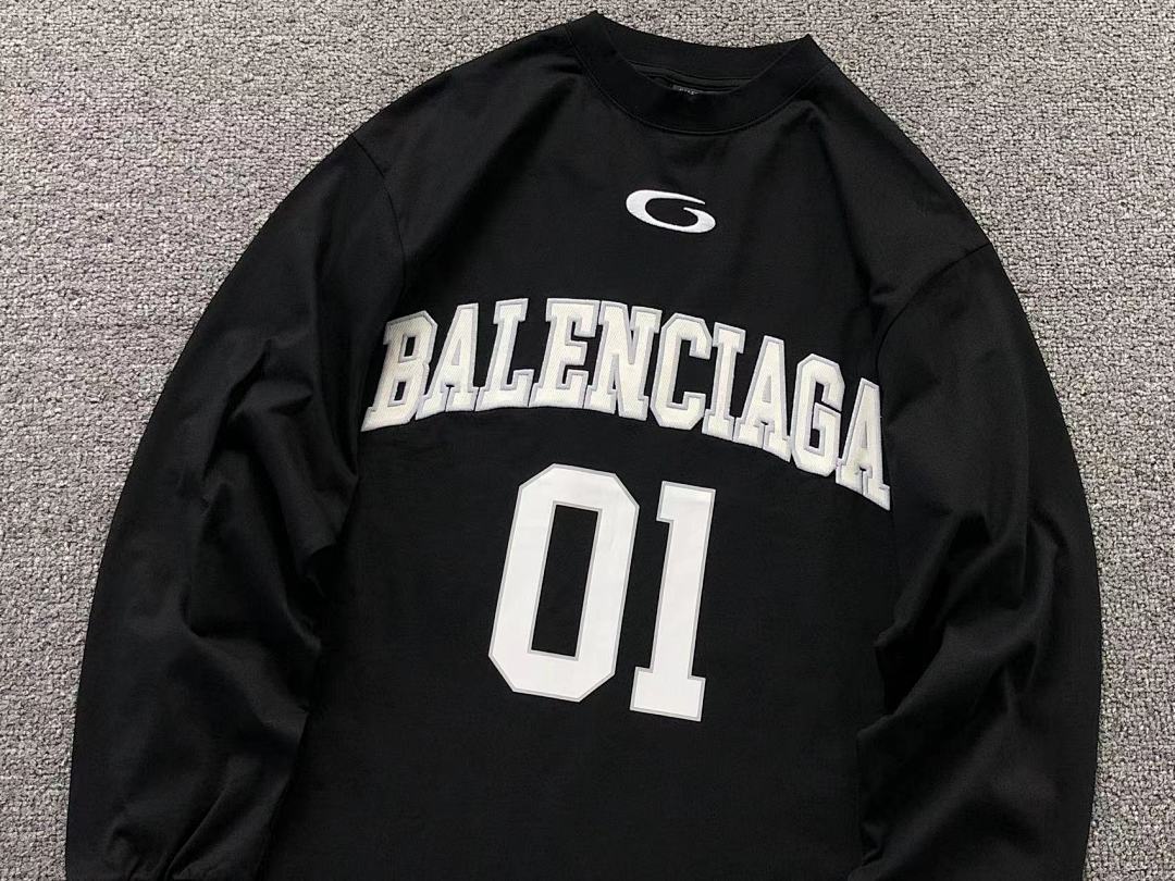 Balenciaga 178 B⭐L⭐⭐⭐IA⭐A LONG SLEEVED 411271121 (Im 170Cm 60Kg I Wear Size 2 In The Phot) - Image 8