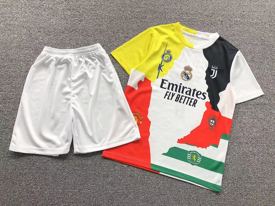 Chanel 75 FOOTBALL CHILD SHORTS T-SHIRT - Image 4