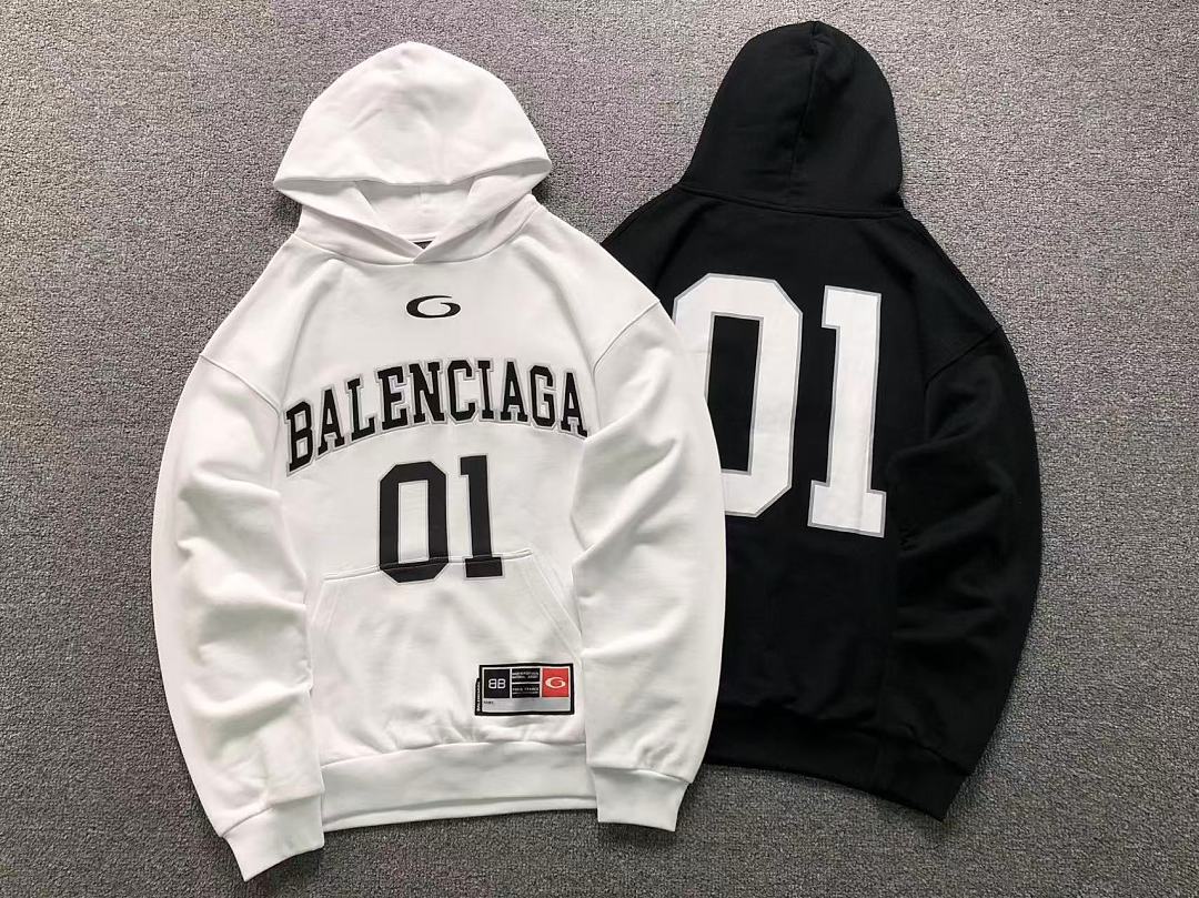 Balenciaga 245 B⭐L⭐⭐⭐IA⭐A HOODIE 3206174021 (Im 170Cm 60Kg I Wear Size S In The Phot) - Image 5