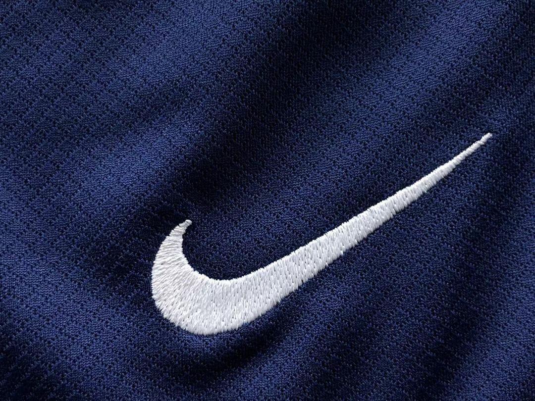 Chanel 75 FOOTBALL SHORTS T-SHIRT - Image 28