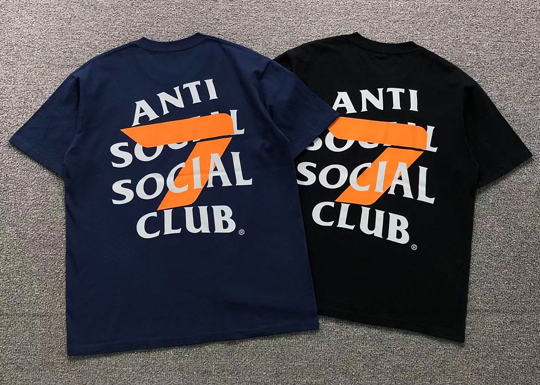 Christian Louboutin 88 ANTI SOCIAL CLUB T-SHIRT 3207030402 (Im 170Cm 60Kg I Wear Size M In The Phot) - Image 5