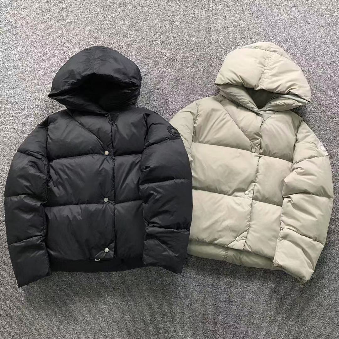 Canada Goose 618 C⭐N⭐⭐A G⭐⭐⭐E DOWN JACKETS FEMAIE