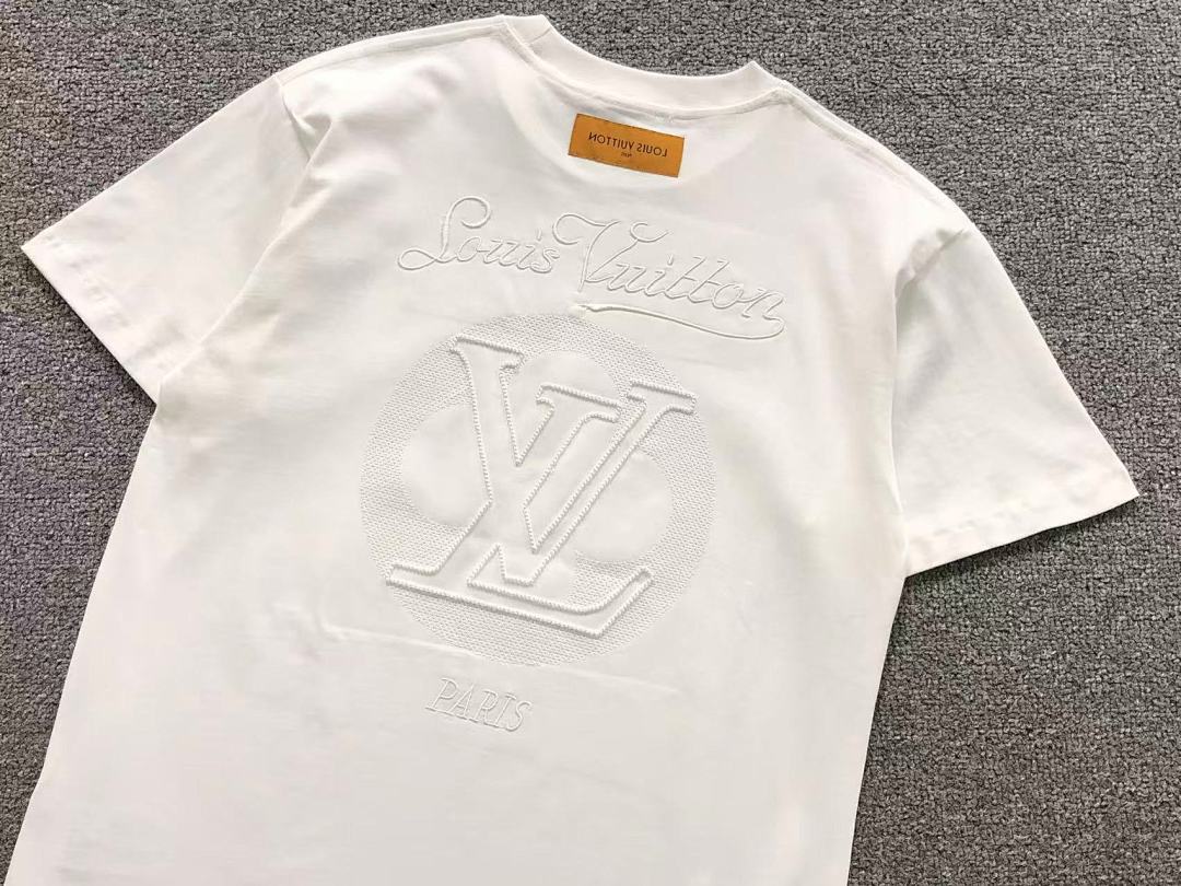 Louis Vuitton 118 L⭐ T-SHIRT 124705104 (Im 170Cm 60Kg I Wear Size S In The Phot) - Image 9