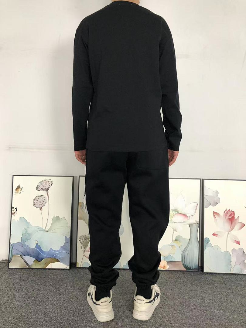 Celine 138 C⭐L⭐⭐E LONG SLEEVED 2110310601 (Im 170Cm 60Kg I Wear Size M In The Phot) - Image 4