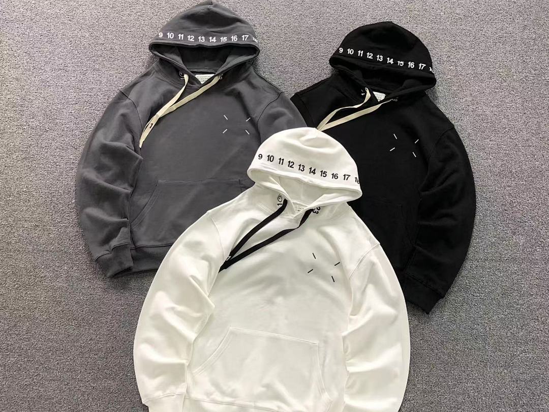 On Running 128 MAISON MARGIELA HOODIE 4107073186 (Im 170Cm 60Kg I Wear Size 46 In The Phot) - Image 6