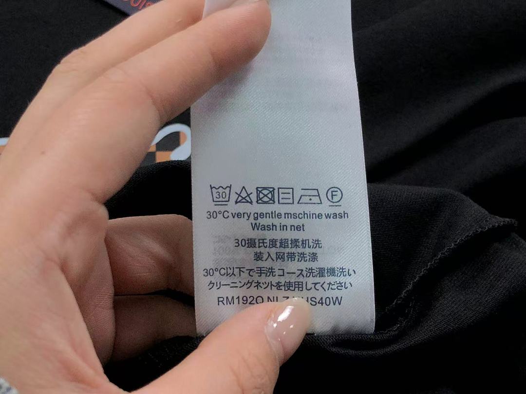Louis Vuitton 128 L⭐ T-SHIRT 3203050321 (Im 170Cm 60Kg I Wear Size M In The Phot) - Image 24