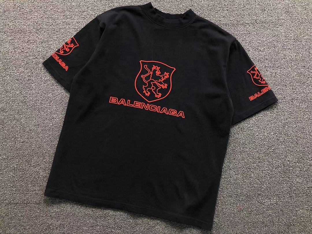 Balenciaga 135 B⭐L⭐⭐⭐IA⭐A T-SHIRT 42042006163 (Im 170Cm 60Kg I Wear Size XS In The Phot) - Image 6