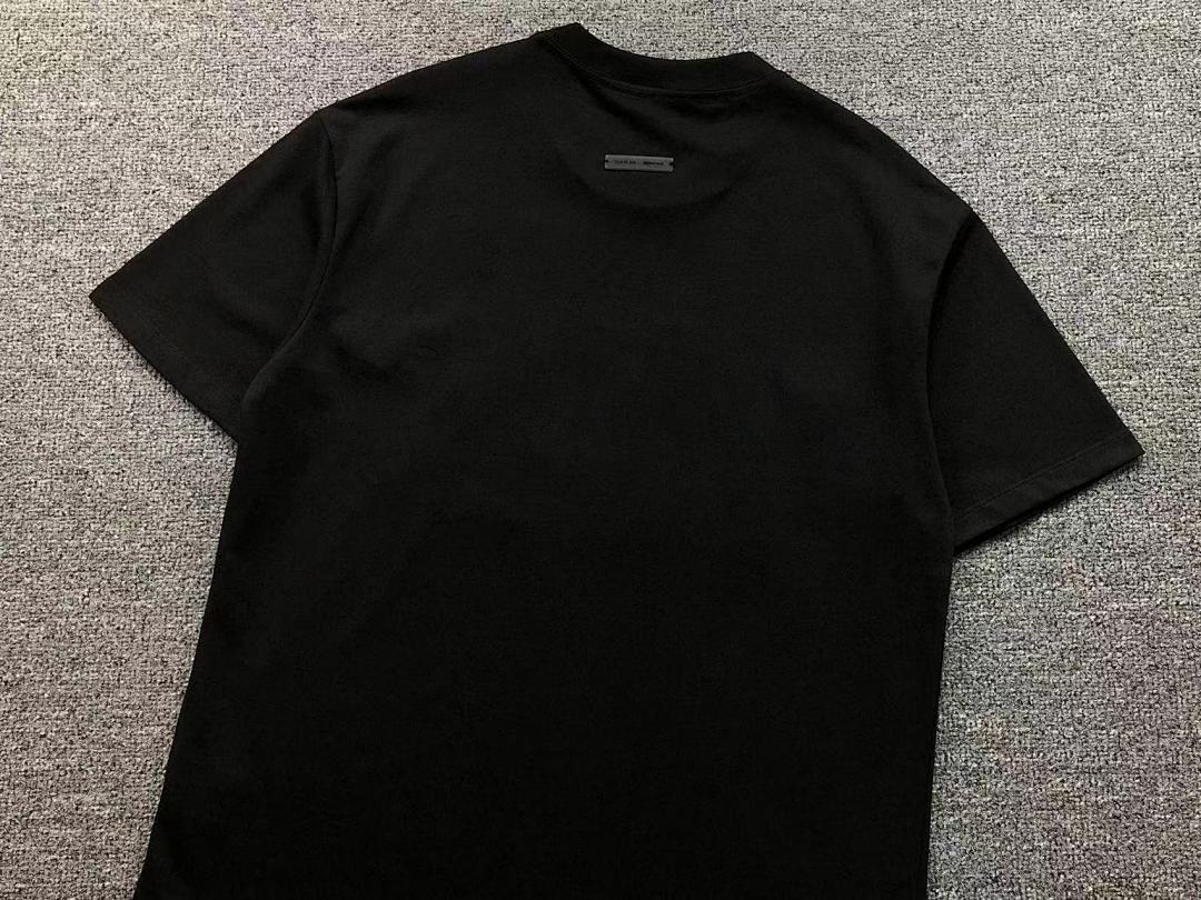 Fear of God 98 FOG T-SHIRT 22040419125 (Im 170Cm 60Kg I Wear Size M In The Phot) - Image 16
