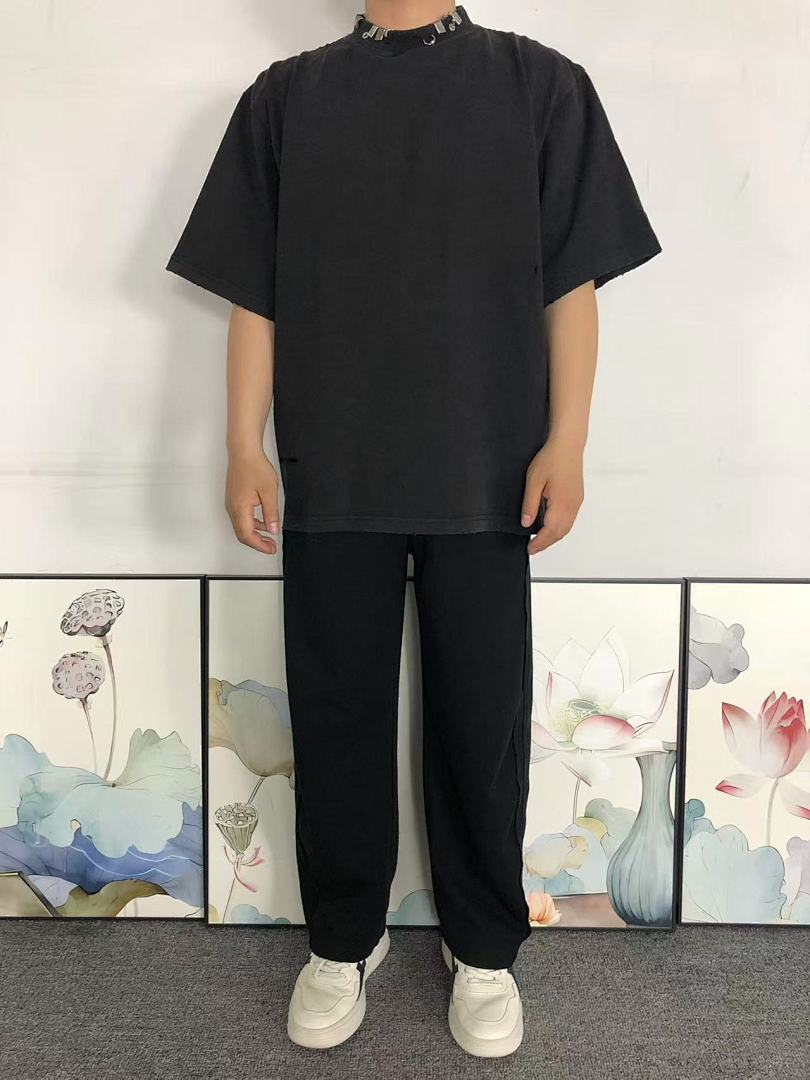 Balenciaga 165 B⭐L⭐⭐⭐IA⭐A T-SHIRT 42032802163 (Im 170Cm 60Kg I Wear Size XS In The Phot) - Image 3