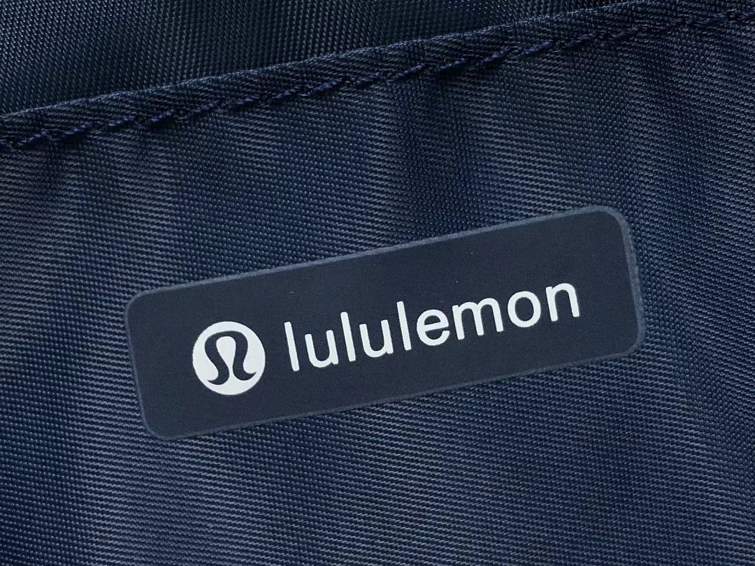 On Running 113 LULULEMON BAG 4208220775 (Long 29CM* Wide 9CM* High 20CM) - Image 22