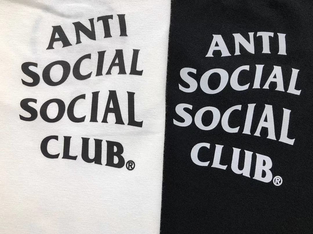Christian Louboutin 85 ANTI SOCIAL CLUB T-SHIRT - Image 17