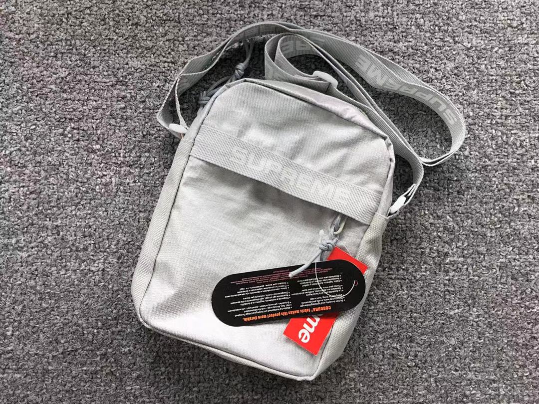 Supreme 98 S⭐⭐R⭐⭐E BAG 4203200377 (Long 15CM* Wide 5CM* High 20CM) - Image 7