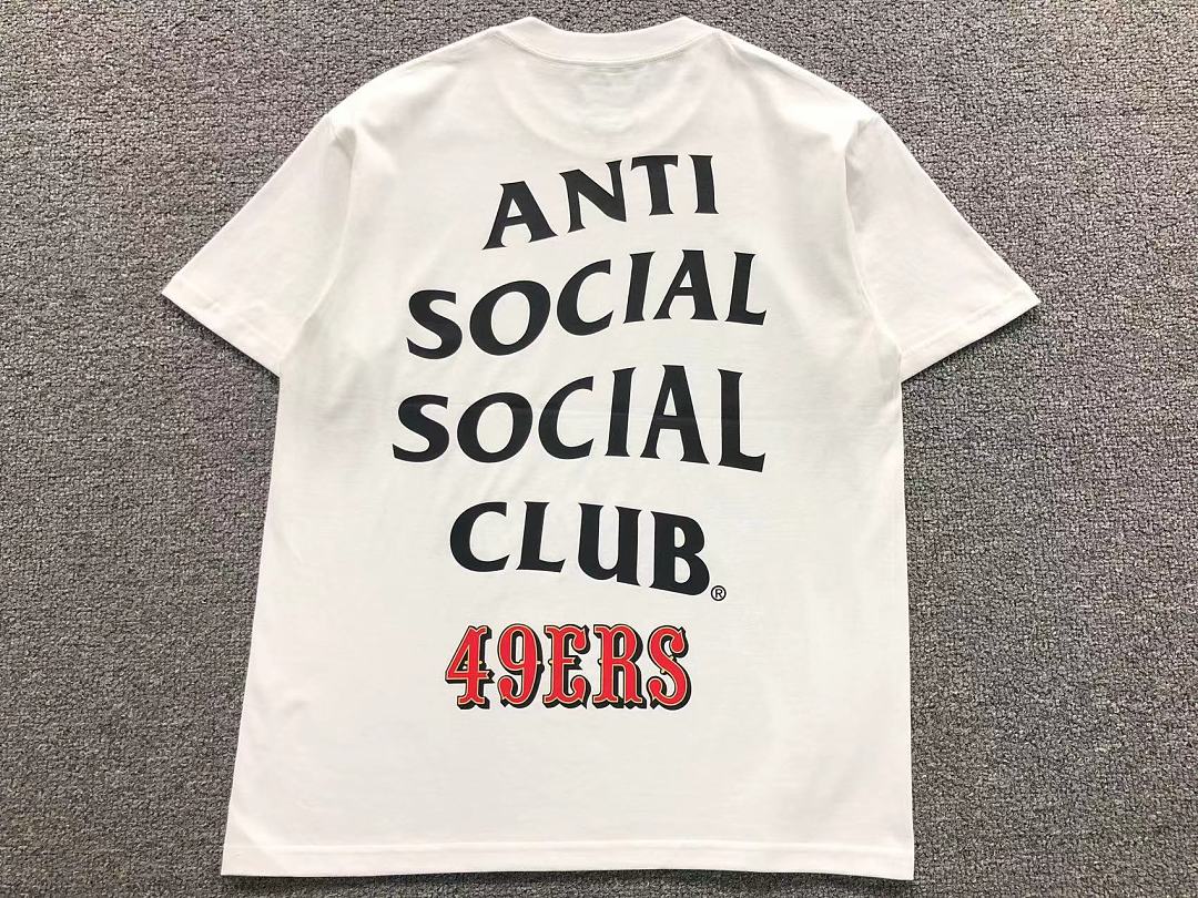 Christian Louboutin 88 ANTI SOCIAL CLUB T-SHIRT 126212502 (Im 170Cm 60Kg I Wear Size M In The Phot) - Image 7