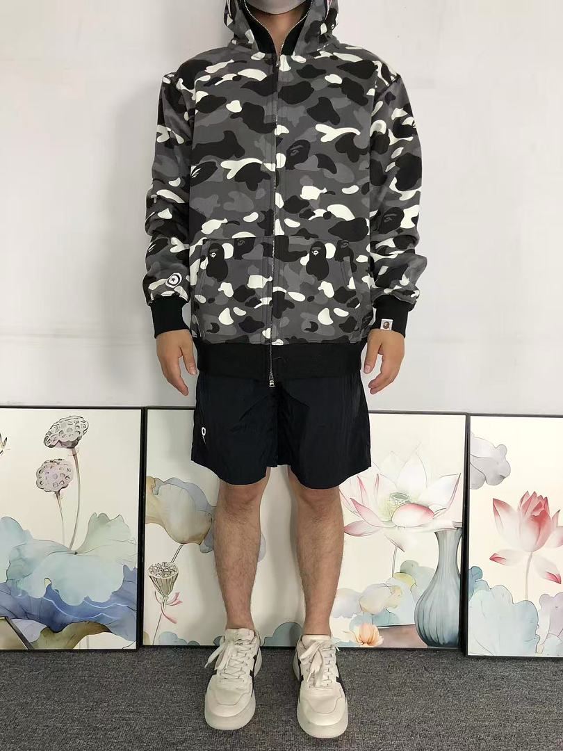 Bape 175 BAPE HOODIE 52070716158 (Im 170Cm 60Kg I Wear Size M In The Phot) - Image 3