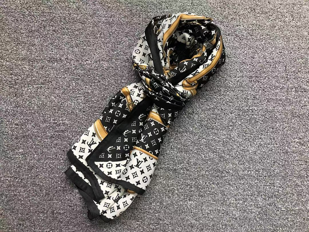 Louis Vuitton 85 L⭐ SCARF 31062824102 (Long 180CM* Wide 90CM*) - Image 5
