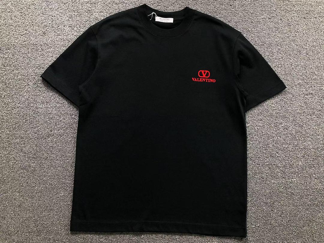 Valentino 115 VALENTINO T-SHIRT 5241606147 (Im 170Cm 65Kg I Wear Size M In The Phot) - Image 13