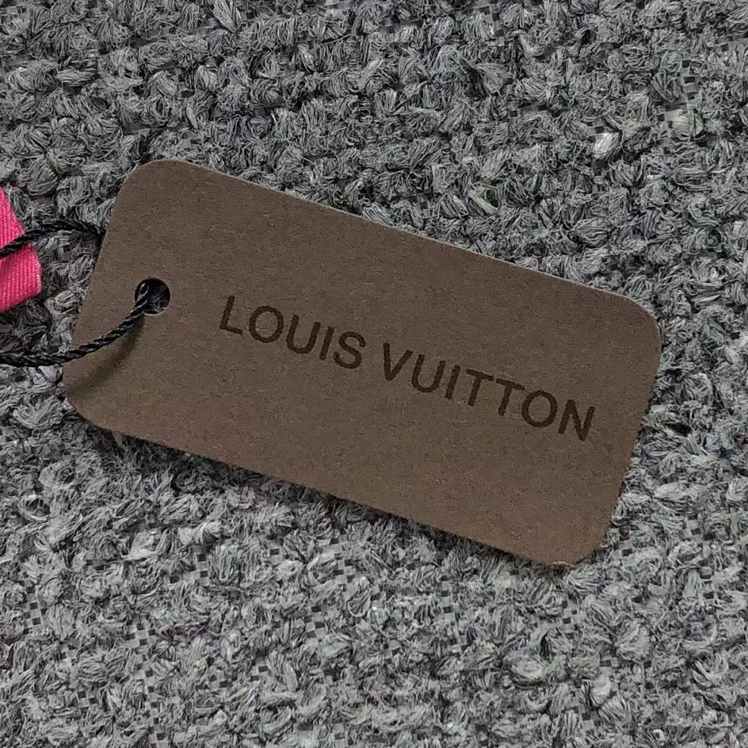 Louis Vuitton 68 L⭐ SCARF 5112802102 (Long 116CM* Wide 8CM*) - Image 9