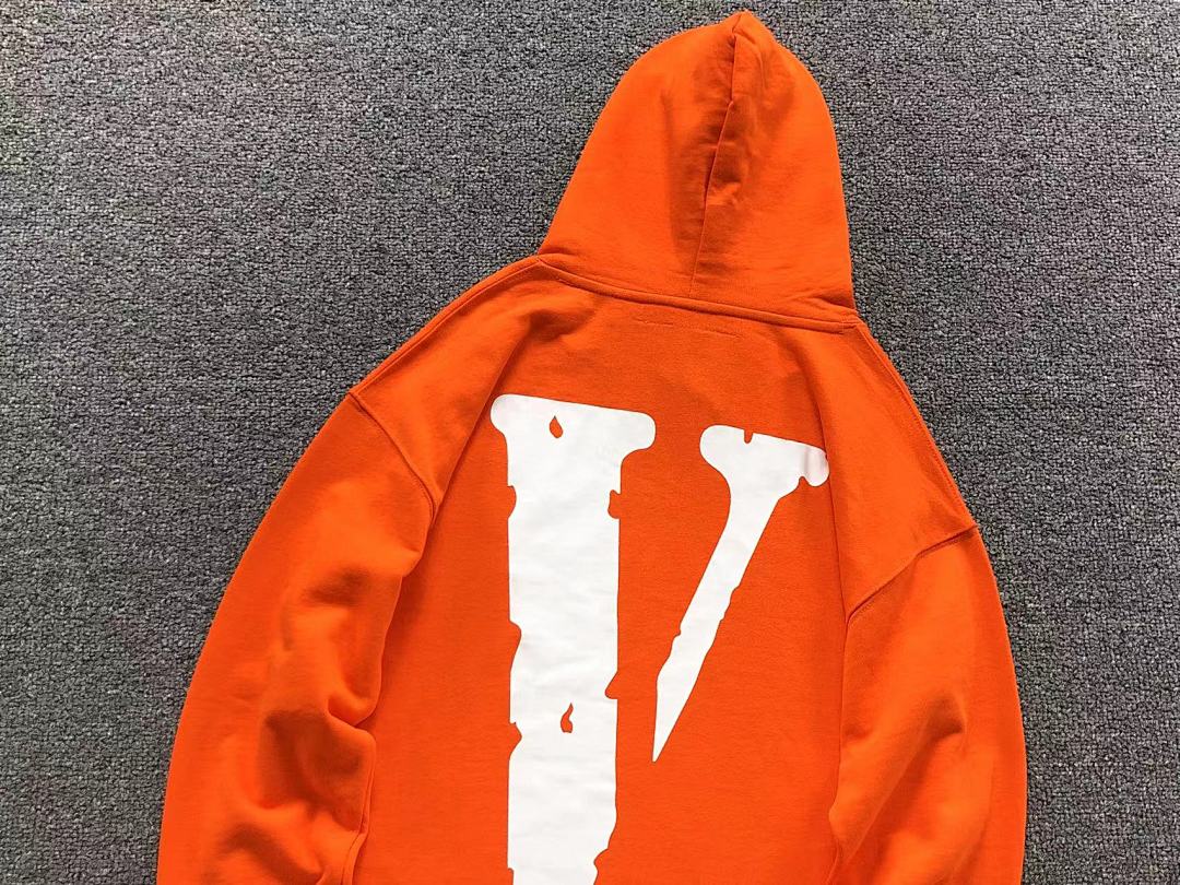 On Running 118 VLONE HOODIE 510113891 (Im 170Cm 60Kg I Wear Size S In The Phot) - Image 12
