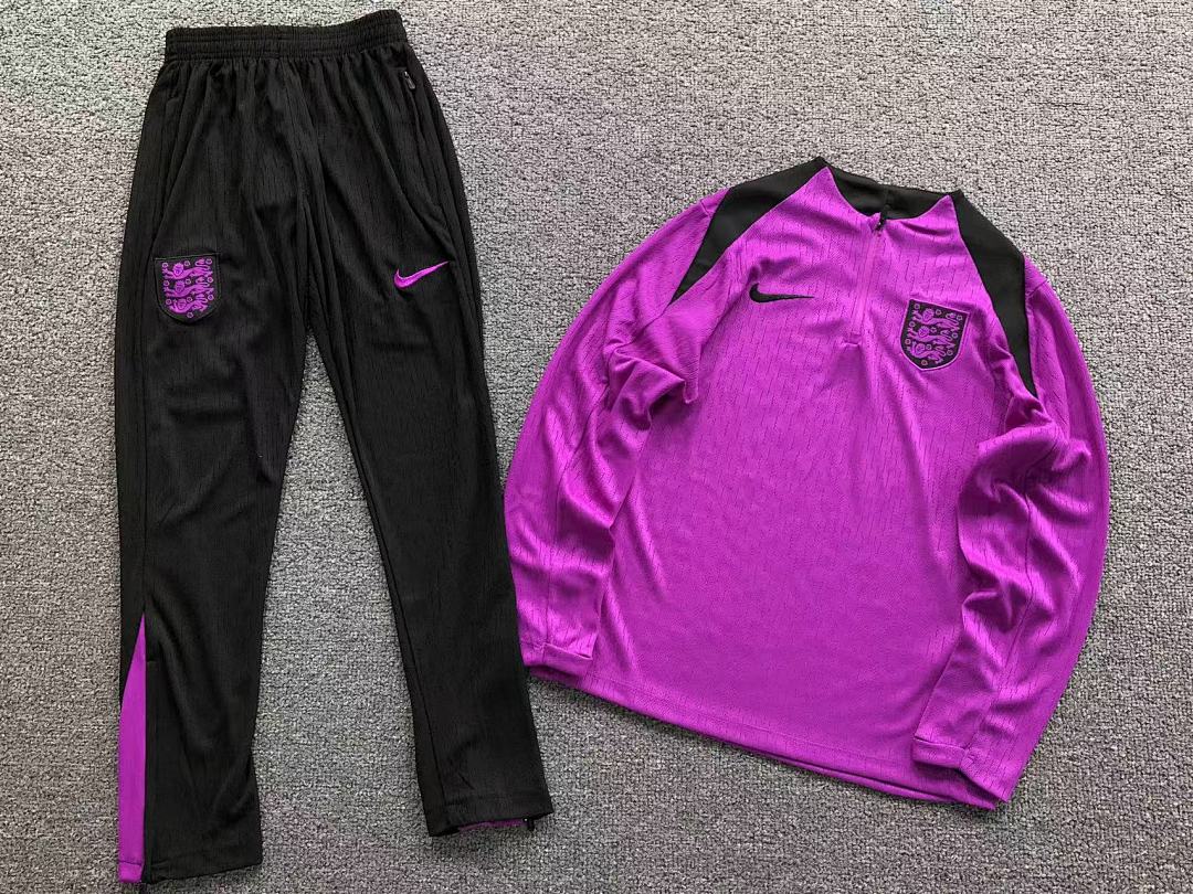 Chanel 135 FOOTBALL LONG SLEEVED TROUSERS - Image 4