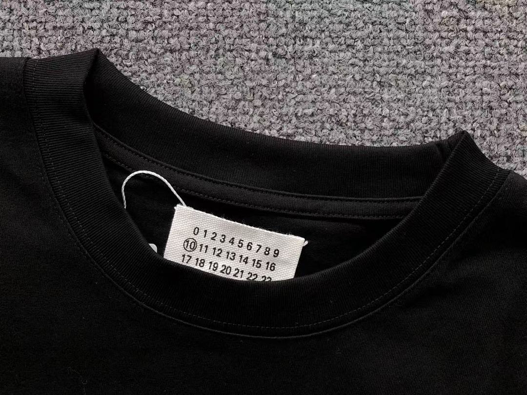 On Running 78 MAISON MARGIELA T-SHIRT 4107050886 (Im 170Cm 60Kg I Wear Size 46 In The Phot) - Image 23