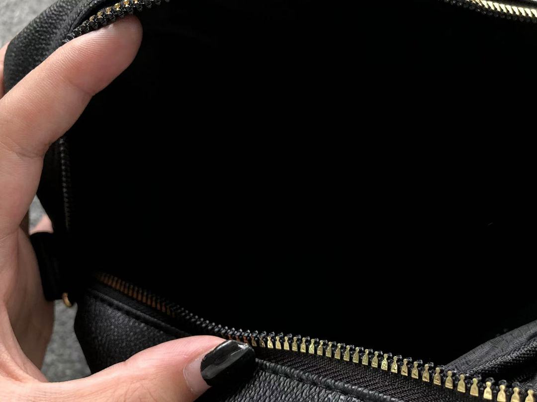 Comme des Garcons 85 C⭐⭐OME HE⭐⭐TS BAG 1111061966 (Long 30CM* Wide 10CM*23CM) - Image 23
