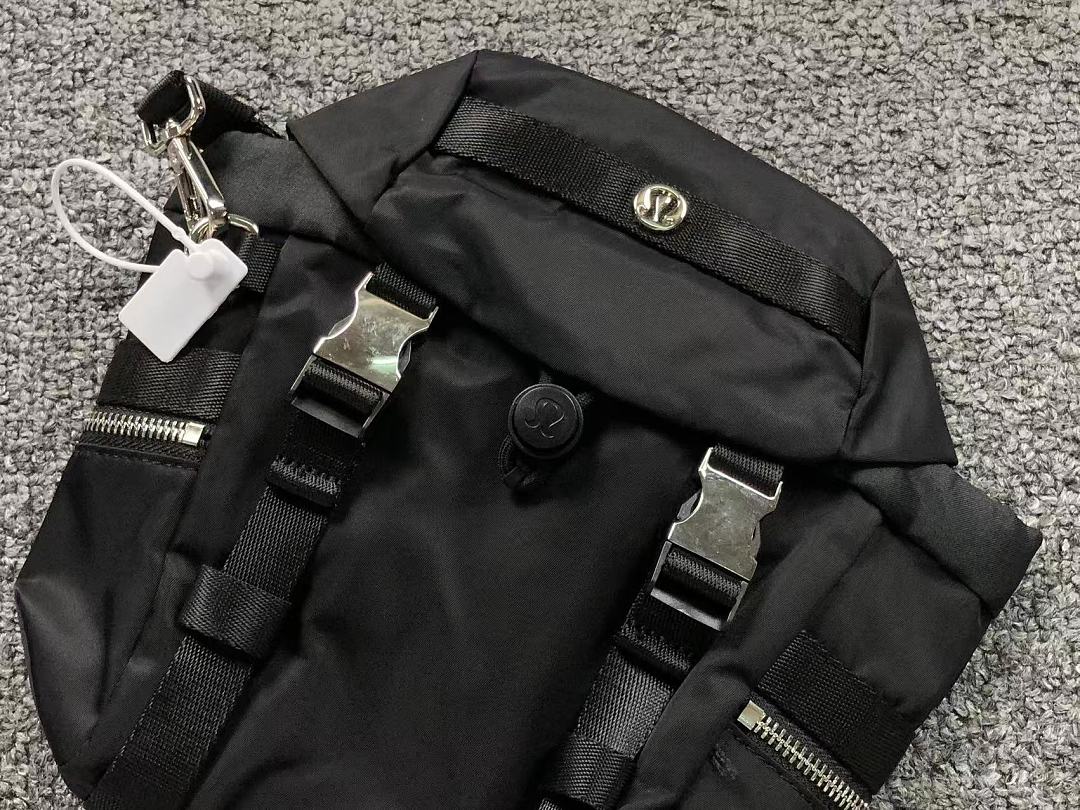 On Running 168 LULULEMON BAG 4207031377 (Long 15CM* Wide 9CM* High 19CM) - Image 7