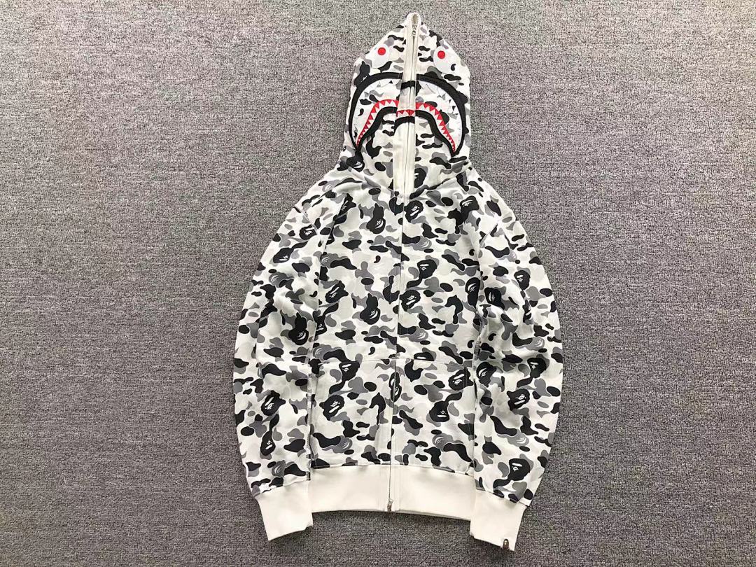 Bape 298 BAPE HOODIE 312200211 (Im 170Cm 57Kg I Wear sizeM In The Phot) - Image 6