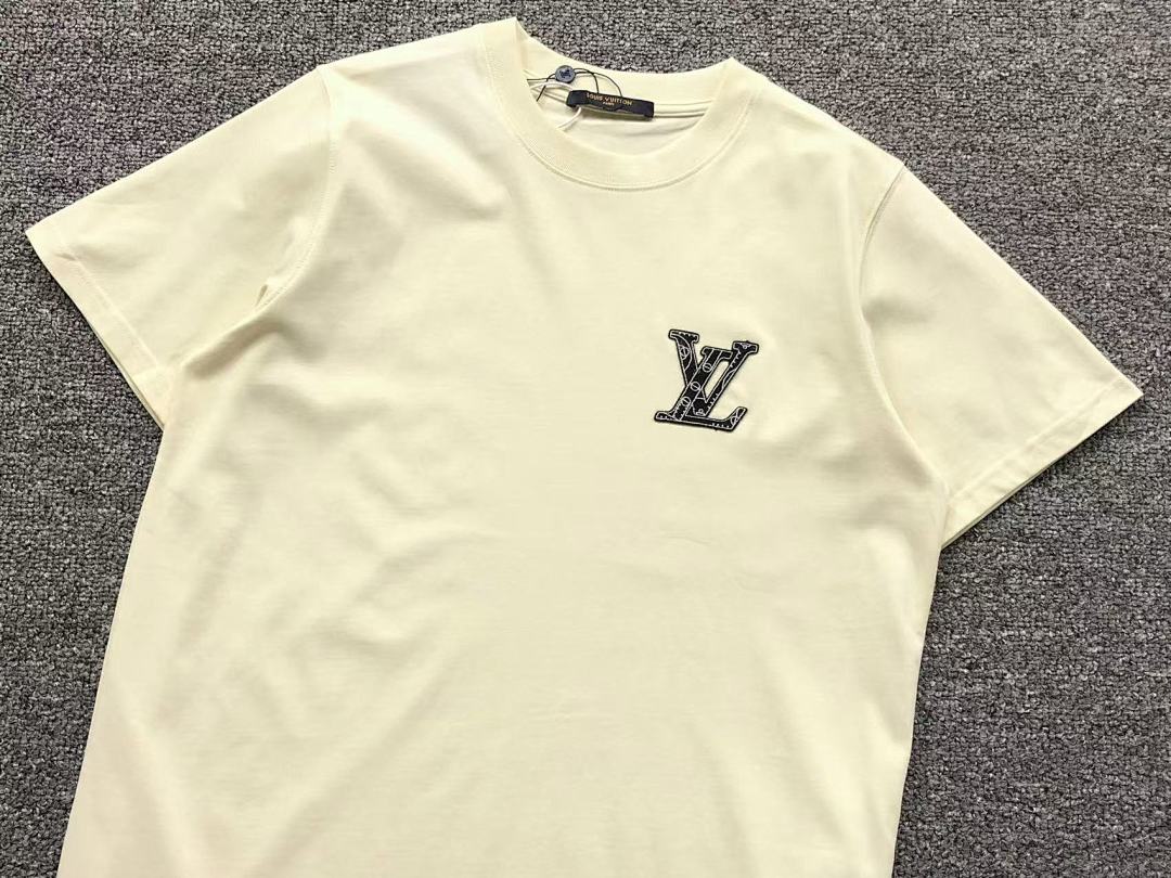 Louis Vuitton 115 L⭐ T-SHIRT 3105120860 (Im 170Cm 60Kg I Wear Size M In The Phot) - Image 10