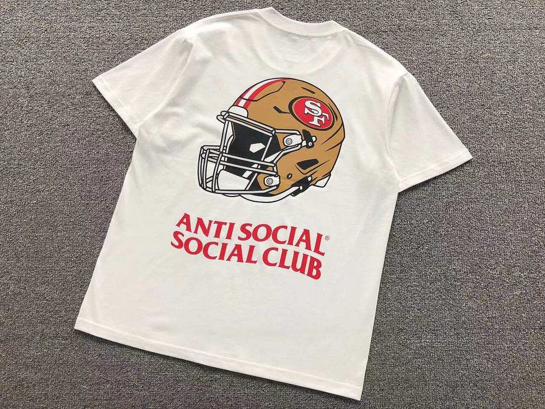 Christian Louboutin 88 ANTI SOCIAL CLUB T-SHIRT 126212602 (Im 170Cm 60Kg I Wear Size M In The Phot) - Image 8