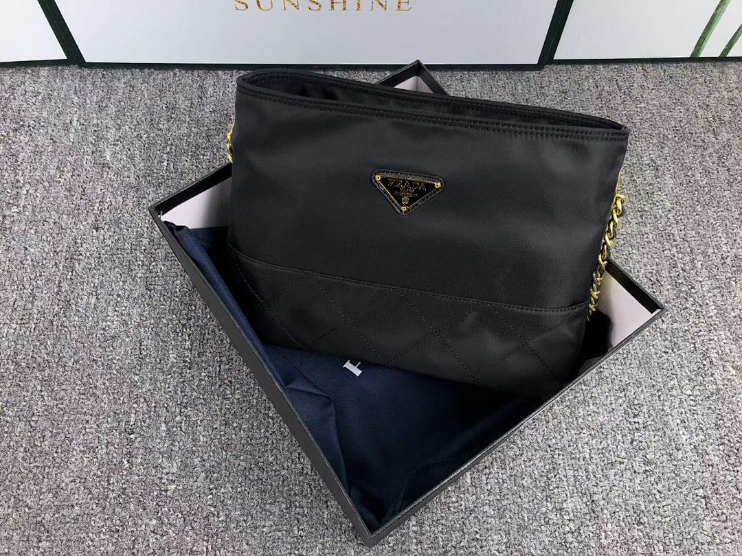 Prada 315 P⭐A⭐A BAG 411110875 (Long 27CM* Wide 8CM* High 20CM) - Image 22