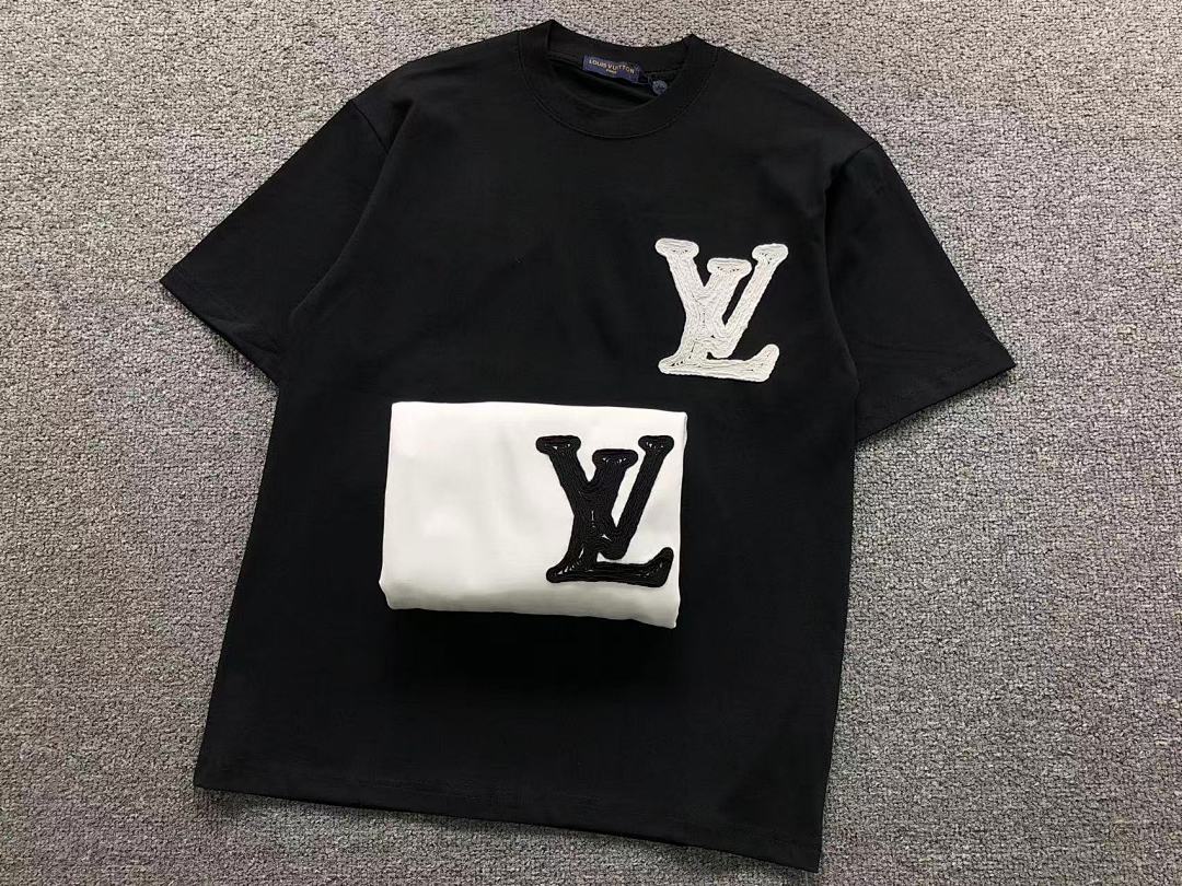 Louis Vuitton 125 L⭐ T-SHIRT 124703104 (Im 170Cm 60Kg I Wear Size S In The Phot) - Image 16