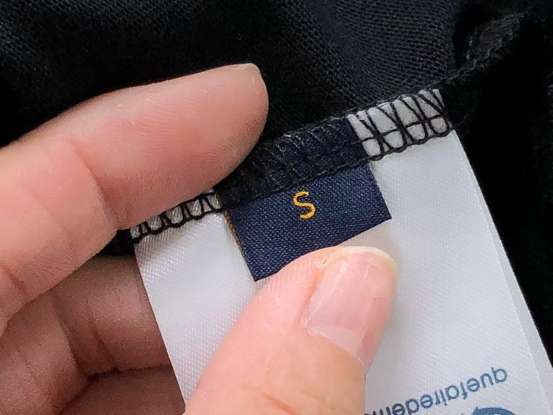Louis Vuitton 118 L⭐ T-SHIRT 124705104 (Im 170Cm 60Kg I Wear Size S In The Phot) - Image 23