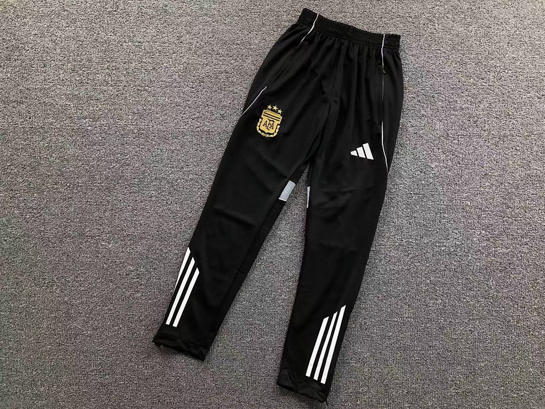 Chanel 135 FOOTBALL LONG SLEEVED TROUSERS - Image 20