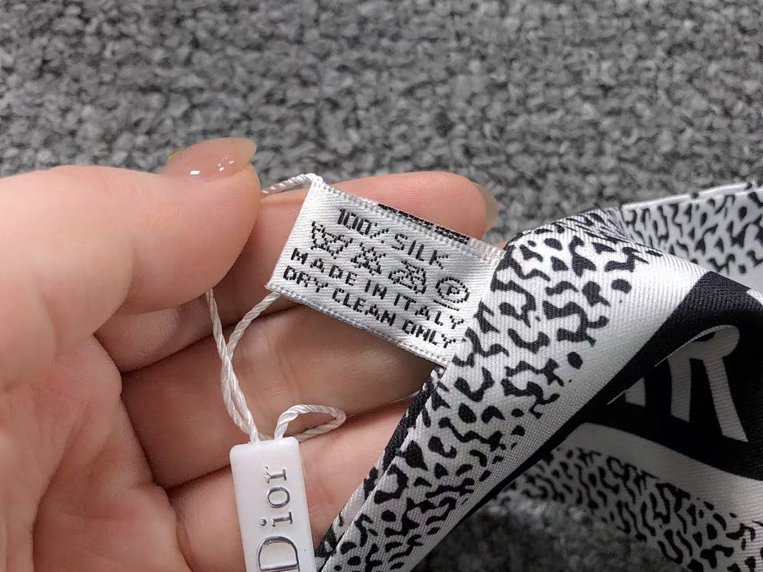 Dior 68 D⭐O⭐ SCARF 5112814102 (Long 115CM* Wide 7CM*) - Image 9