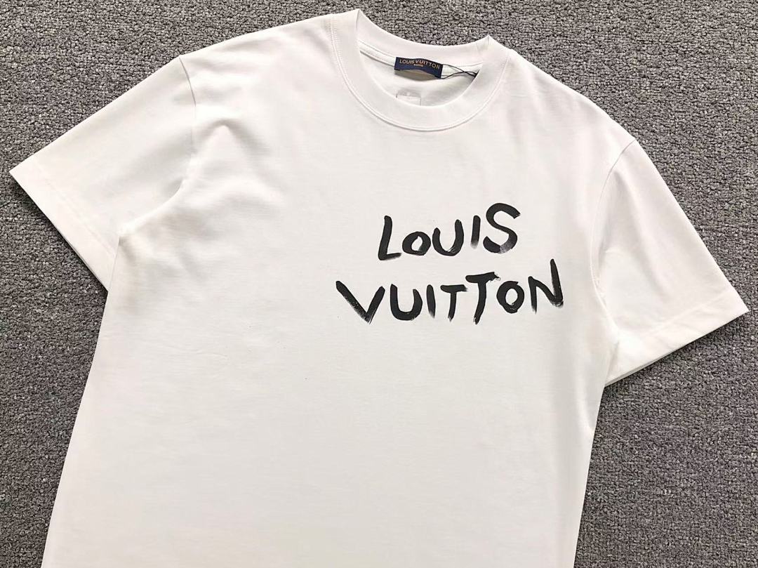 Louis Vuitton 115 L⭐ T-SHIRT 5240110147 (Im 170Cm 60Kg I Wear Size M In The Phot) - Image 11