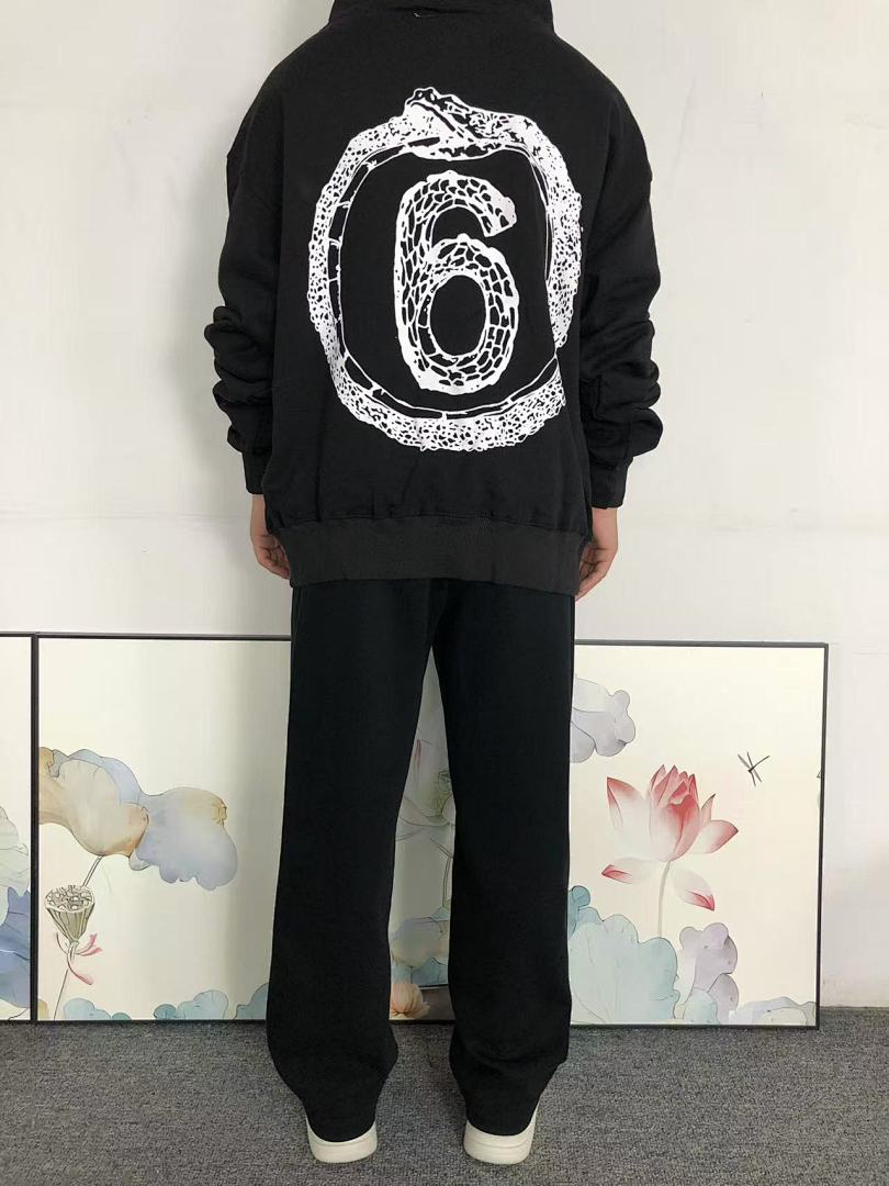 On Running 138 MAISON MARGIELA HOODIE 5123002162 (Im 170Cm 60Kg I Wear Size 46 In The Phot) - Image 4